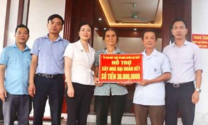 Bắc Giang: Vận động, tặng quà cho người nghèo nhân dịp Tết Nguyên đán Quý Mão năm 2023