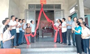 Thanh Hóa: MTTQ huyện Vĩnh Lộc trao nhà 'Đại đoàn kết' cho hộ nghèo