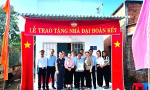 Đức Hòa - Nhân lên tinh thần đoàn kết trong cộng đồng dân cư