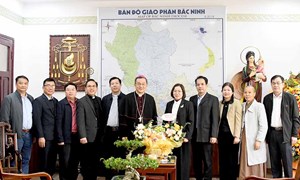 Uỷ ban MTTQ tỉnh Tuyên Quang thăm, chúc mừng Tòa Giám mục Giáo phận Bắc Ninh, Hội thánh Tin lành Việt Nam và Tòa Giám mục Giáo phận Hưng Hóa