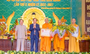 Phó Chủ tịch Ngô Sách Thực dự Đại hội đại biểu Phật giáo tỉnh Kiên Giang lần thứ X