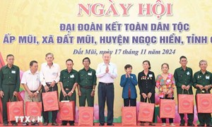 Tổng Bí thư Tô Lâm dự Ngày hội Đại đoàn kết toàn dân tộc tại ấp Mũi, xã Đất Mũi, Cà Mau