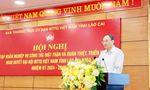 Lào Cai: Hơn 200 đại biểu được tập huấn nghiệp vụ công tác Mặt trận