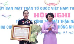 Thể hiện vai trò là trung tâm đại đoàn kết tập hợp nhân dân để xây dựng Thủ đô văn minh, hạnh phúc