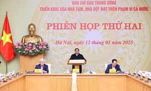 Thủ tướng: Phải cập nhật hằng ngày kết quả xóa nhà tạm, nhà dột nát trên cả nước