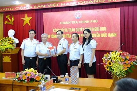 Trao quyết định nghỉ hưu cho Phó Tổng Thanh tra Chính phủ Nguyễn Đức Hạnh 