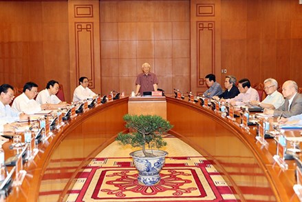 Tổng Bí thư chủ trì cuộc họp Thường trực Tiểu ban Văn kiện Đại hội XIII của Đảng