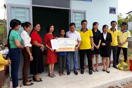 Kinh nghiệm vận động hội viên phụ nữ tham gia phát triển kinh tế, xóa đói giảm nghèo ở tỉnh Đắk Lắk