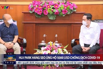 UBTƯ MTTQ Việt Nam tiếp nhận ủng hộ phòng, chống Covid-19 từ HLV Park Hang Seo