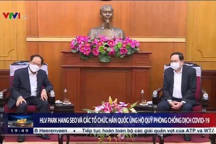 UBTƯ MTTQ Việt Nam tiếp nhận ủng hộ phòng, chống Covid-19 từ HLV Park Hang Seo và các tổ chức của Hàn Quốc