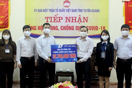 Tuyên Quang: Tiếp nhận 7,4 tỷ đồng ủng hộ phòng chống dịch Covid – 19