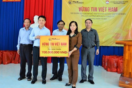 Ninh Thuận: Tiếp nhận 700 triệu đồng ủng hộ người nghèo gặp khó khăn do ảnh hưởng của dịch Covid-19