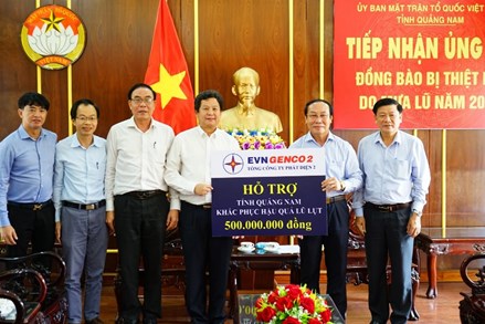Ủy ban MTTQ tỉnh Quảng Nam tiếp nhận ủng hộ đồng bào miền Trung khắc phục hậu quả lũ lụt