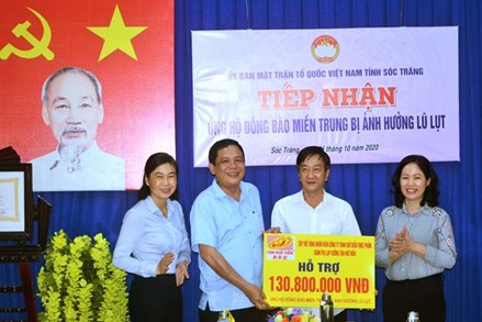 Sóc Trăng: Tiếp nhận trên 700 triệu đồng ủng hộ đồng bào miền Trung