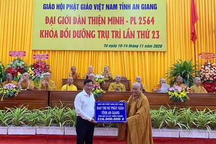 Ủy ban MTTQVN tỉnh An Giang tiếp nhận thêm gần 420 triệu đồng hỗ trợ đồng bào miền Trung và công tác an sinh xã hội