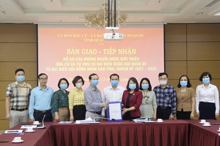 Quảng Ninh: Bàn giao 316 hồ sơ người ứng cử ĐBQH và HĐND tỉnh 