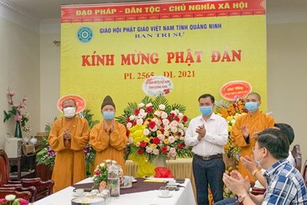 MTTQ tỉnh Quảng Ninh chúc mừng Đại lễ Phật đản