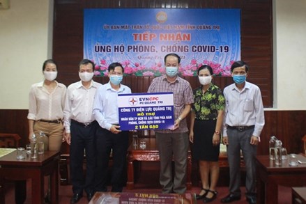 Quảng Trị: Tiếp nhận hơn 600 tấn hàng hoá ủng hộ TP Hồ Chí Minh và các tỉnh phía Nam