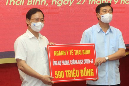Hơn 1 tỷ đồng ủng hộ Quỹ phòng, chống Covid-19 tỉnh Thái Bình