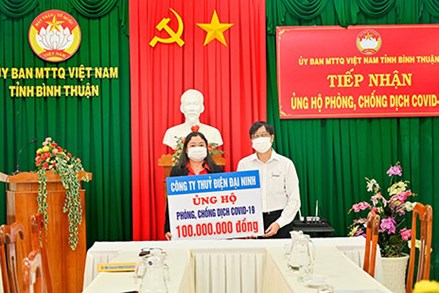 Bình Thuận: Tiếp nhận 100 triệu đồng ủng hộ công tác phòng, chống dịch Covid-19