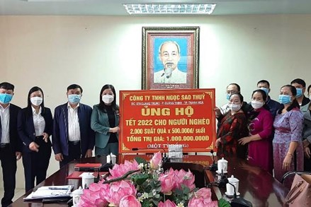 Ủy ban MTTQ tỉnh Thanh Hóa tiếp nhận quà tết cho người nghèo