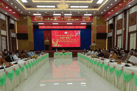 Gia Lai: Tổ chức Hội nghị gặp mặt chức sắc các tôn giáo trên địa bàn tỉnh nhân dịp đầu xuân Nhâm Dần.