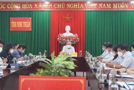 Ninh Thuận: Tọa đàm phản biện dự thảo Đề án Chỉ thị “Đổi mới việc ban hành, quán triệt, học tập, triển khai thực hiện và sơ kết, tổng kết nghị quyết, chỉ thị của Đảng”