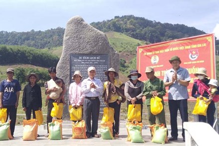 Ủy ban MTTQ Việt Nam tỉnh Gia Lai tổ chức hành trình "Về nguồn"
