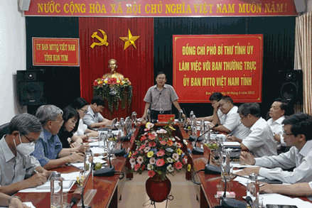 Ban Thường vụ Tỉnh uỷ Kon Tum làm việc với Ban Thường trực  Ủy ban MTTQ Việt Nam tỉnh Kon Tum
