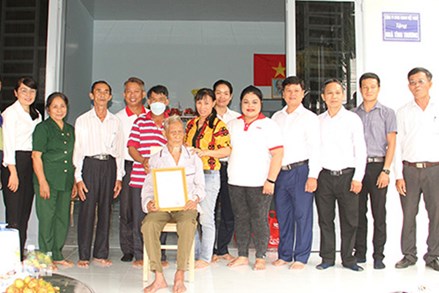 Xuân Lộc (Đồng Nai): Huy động 280 triệu đồng xây nhà tình thương cho hộ nghèo