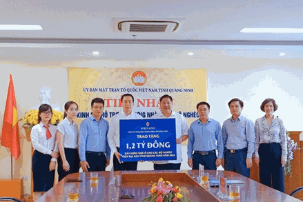 MTTQ tỉnh Quảng Ninh tiếp nhận 1,2 tỷ đồng xây dựng nhà ở cho hộ nghèo tại huyện Bình Liêu