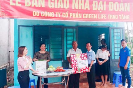 Bà Rịa – Vũng Tàu: Trao tặng nhà Đại đoàn kết cho hộ khó khăn tại huyện Châu Đức