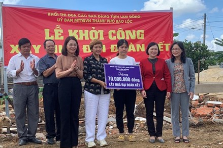 Lâm Đồng: Khởi công xây dựng nhà Đại đoàn kết cho hộ nghèo tại xã Đại Lào