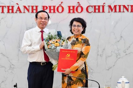 Đồng chí Tô Thị Bích Châu giữ chức Bí thư Quận ủy quận 1 thành phố Hồ Chí Minh