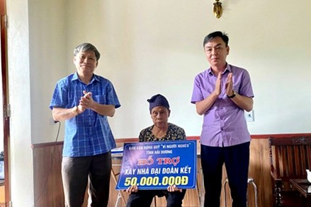 Hải Dương: Trao tiền hỗ trợ xây nhà Đại đoàn kết tại huyện Thanh Miện