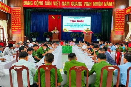 Quế Sơn (Quảng Nam): Tọa đàm nâng cao chất lượng, hiệu quả phong trào “Toàn dân bảo vệ an ninh Tổ quốc” trong tình hình mới.