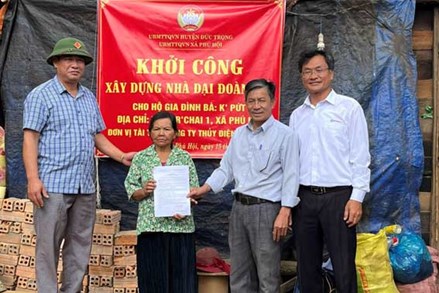 Lâm Đồng:Khởi công xây dựng nhà đại đoàn kết cho hộ nghèo người dân tộc thiểu số