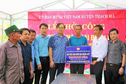 Hà Tĩnh: Khởi công xây dựng nhà đại đoàn kết cho hộ nghèo tại Thạch Hà