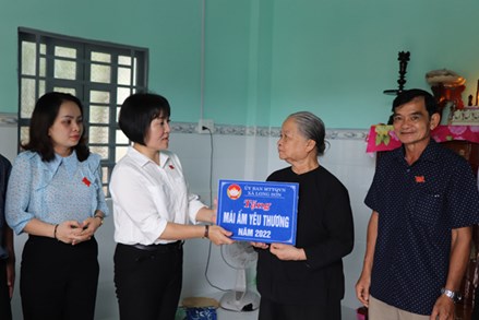 Ủy ban MTTQ Việt Nam TP.Vũng Tàu: Vận động hơn 2 tỷ đồng cho Quỹ "Vì người nghèo"