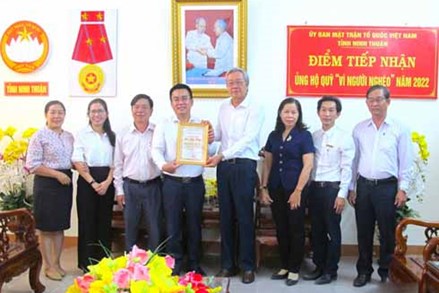Ủy ban MTTQ Việt Nam tỉnh Ninh Thuận: Tiếp nhận kinh phí hỗ trợ xây 60 căn nhà Đại đoàn kết cho người nghèo
