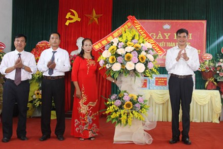 Phú Thọ: Ngày hội Đại đoàn kết toàn dân tộc tại huyện Tam Nông, Tân Sơn