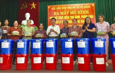 Thái Bình: Ra mắt mô hình Phụ nữ thực hiện thu gom, phân loại, xử lý rác thải tại hộ gia đình tại các huyện, thành phố