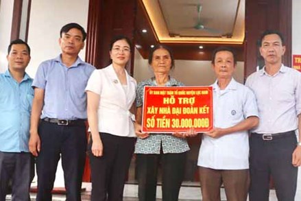 Bắc Giang: Vận động, tặng quà cho người nghèo nhân dịp Tết Nguyên đán Quý Mão năm 2023