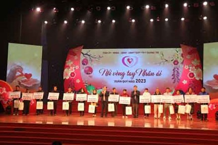 Quảng Trị: Tổ chức chương trình Nối vòng tay nhân ái Xuân Quý Mão 2023