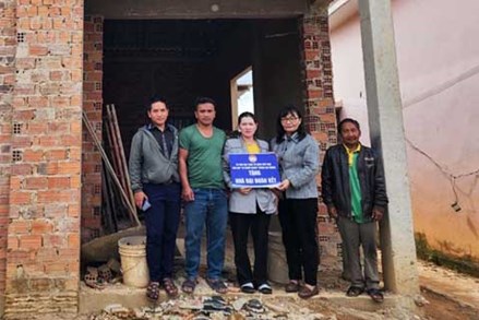 Lâm Đồng: Huy động gần 5,9 tỷ đồng vào Quỹ Xóa nghèo năm 2023