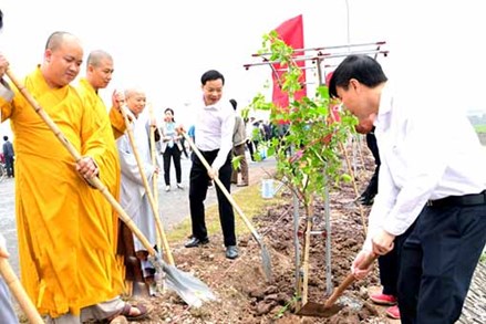 Ủy ban MTTQ huyện Kim Sơn phát động mô hình "Cùng hành động vì môi trường xanh - sạch - đẹp"