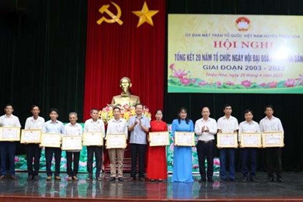 Huyện Thiệu Hoá và Lục Nam tổng kết 20 năm Ngày hội Đại đoàn kết toàn dân tộc