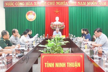 Ninh Thuận: Triển khai chương trình ‘Cùng ngư dân thắp sáng đèn trên biển’