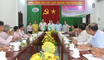 Vĩnh Long: Ký kết phối hợp giữa Ban Thường trực UBMTTQ Việt Nam tỉnh với Ngân hàng Chính sách xã hội tỉnh
