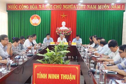 Ủy ban MTTQ Việt Nam tỉnh Ninh Thuận: Họp rà soát công tác chuẩn bị chương trình “Cùng ngư dân thắp sáng đèn trên biển"